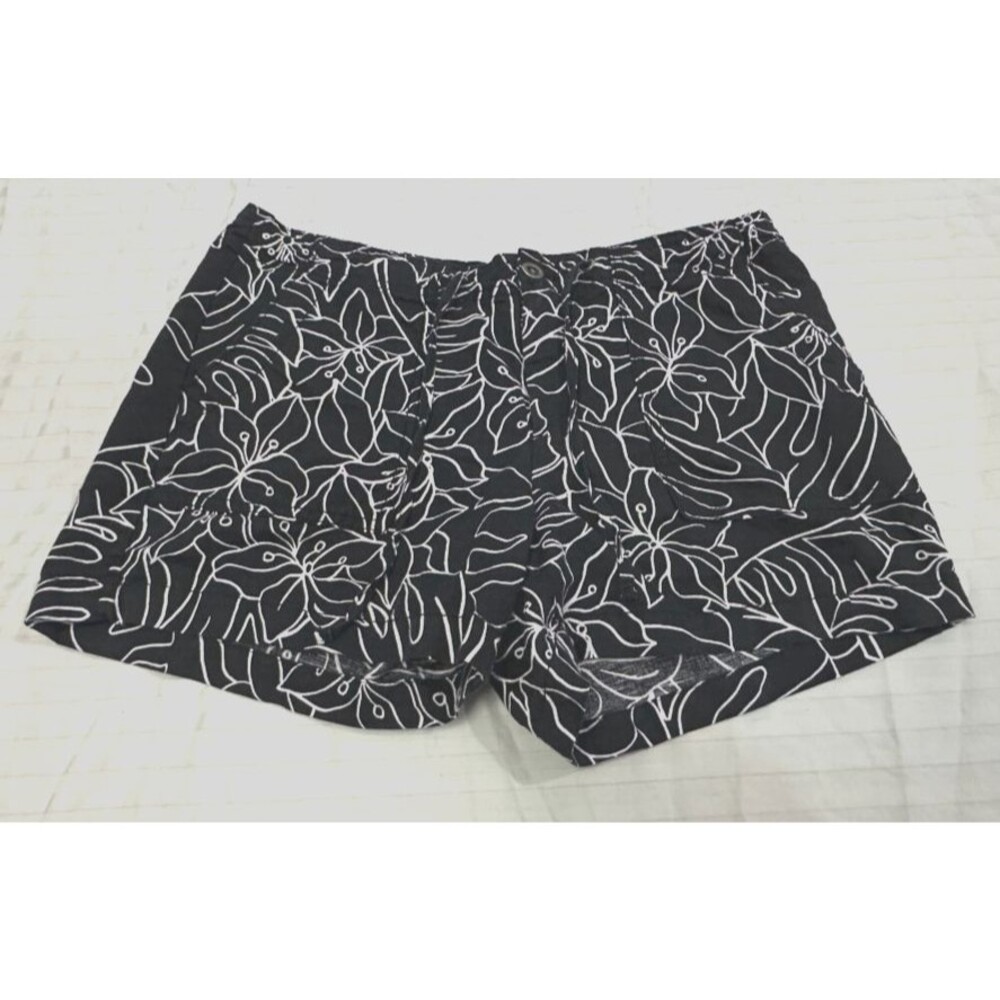 GAP WOMENS SHORTS SIZE 8